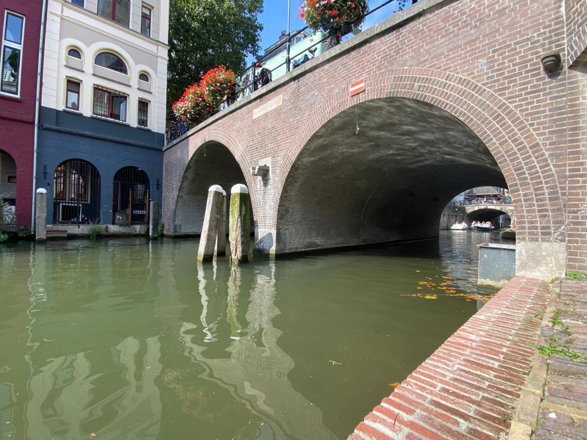 Slapen Onder De Dom Utrecht Exterior foto